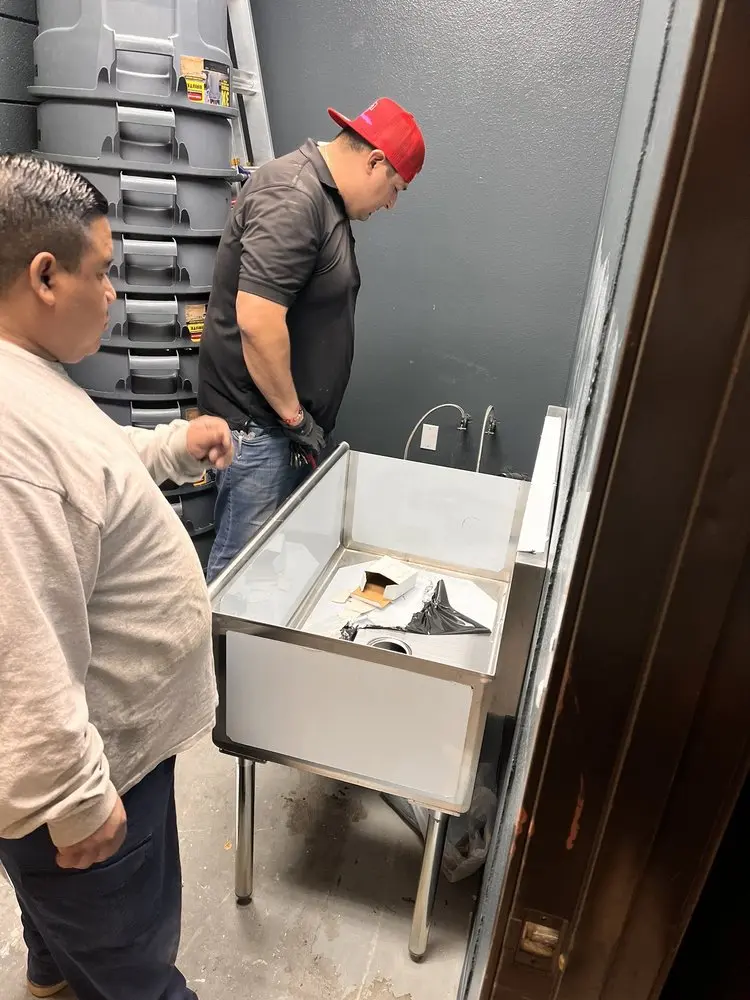 Commercial plumbing and sink installation in Eastern Lakewood
